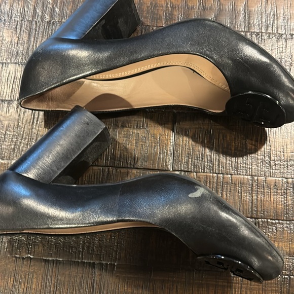 Tory Burch black 3 inch pump - Picture 5 of 5